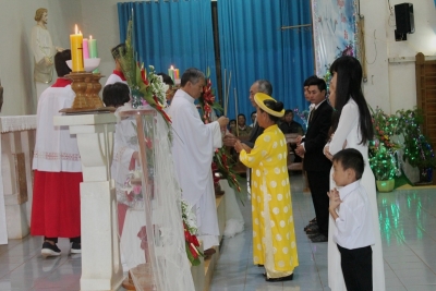 Giáo xứ Thổ Hoàng mừng lễ Thánh Gia