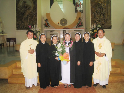 Nữ tu Marinô Giuse Nguyễn Thị Ánh Nguyệt mừng Lễ Tạ Ơn Vĩnh Khấn