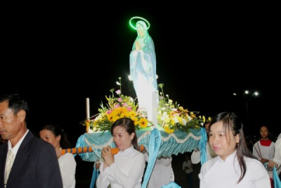 Mừng lễ Đức Mẹ Hồn Xác Lên Trời