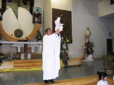 Thánh Lễ Đêm Mừng Chúa Giáng Sinh