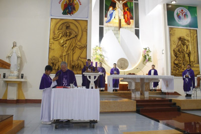 Thánh lễ Thứ Tư Lễ Tro