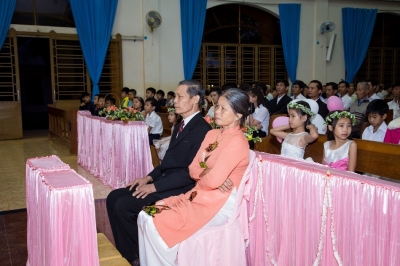 Thánh lễ tạ ơn Kim Khánh Hôn Phối