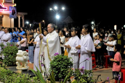 Lễ Vọng Mẹ Hồn Xác Lên Trời