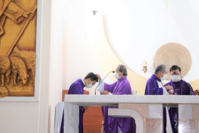 ​​​​​​​Khai mạc mùa chay thánh 2021