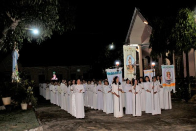 Các bà mẹ mừng lễ thánh Monica