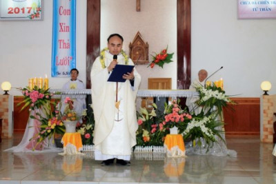 Tân Linh mục  Phêrô Hoàng Đức Lợi