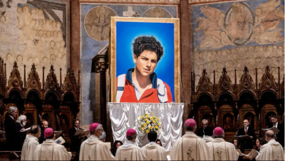 Vị thánh đầu tiên của thế hệ thiên niên kỷ