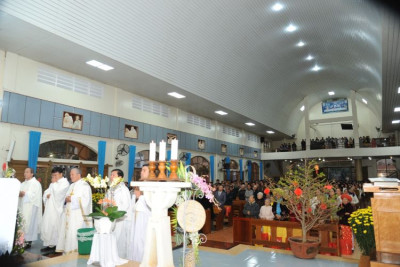 ​​​​​​​Thánh lễ mùng 2 Tết