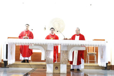 Thánh lễ  kính Thánh Jus-ti-nô, Tử đạo- Tạ ơn tân linh mục