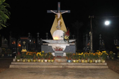 Tôi Viếng Nghĩa Trang-Phần 2