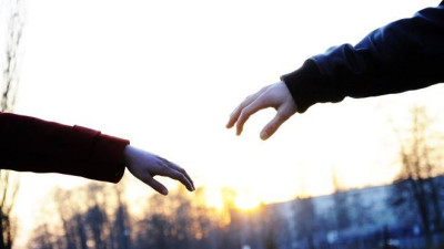 Tạ Tình Nàng Thơ