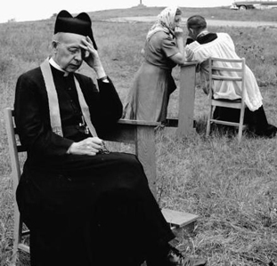 Linh mục không phải kẻ được thuê mươn