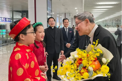Đức Hồng y Luis Antonio G. Tagle  đã đến Việt Nam