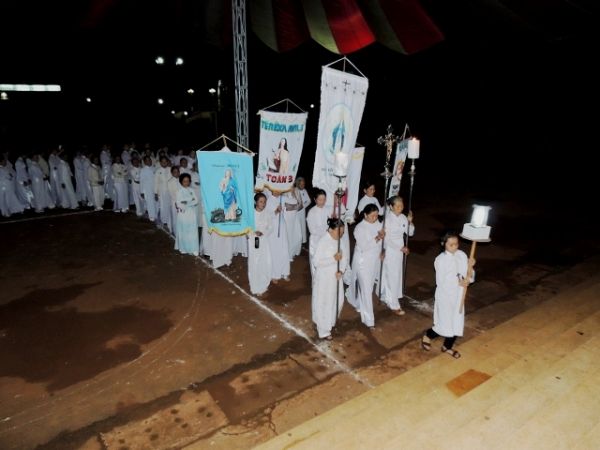 Hội các bà mẹ Gx Thổ Hoàng mừng lễ thánh nữ Mônica quan thầy.