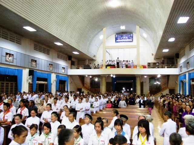 Giáo Họ Phêrô Tự Mừng Lễ Thánh Quan Thầy