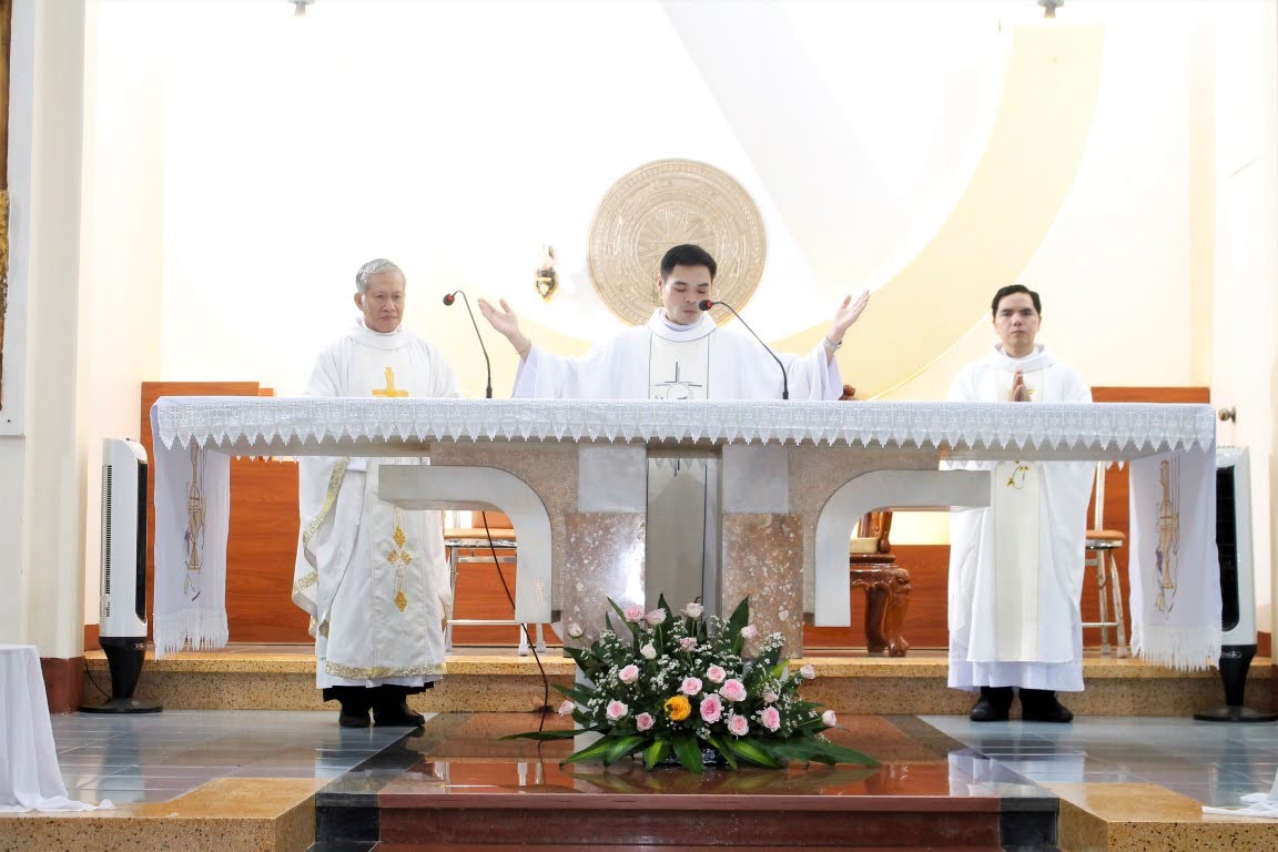 Lễ Thăng Thiên và Tân linh mục Augustino tạ ơn