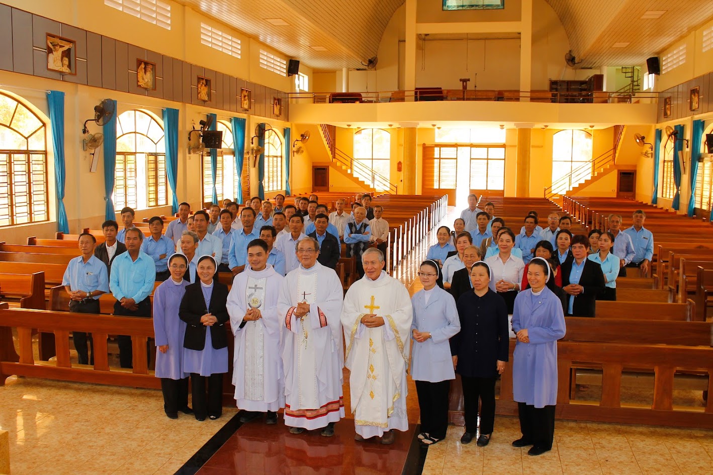  Ban Loan Báo Tin Mừng vùng Tôma họp mặt