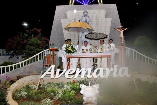 Mừng lễ Mẹ Thăm Viếng