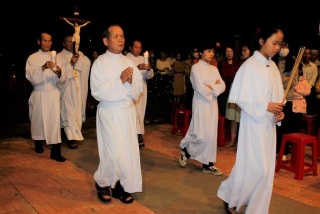 Thánh lễ Mẹ Sầu Bi