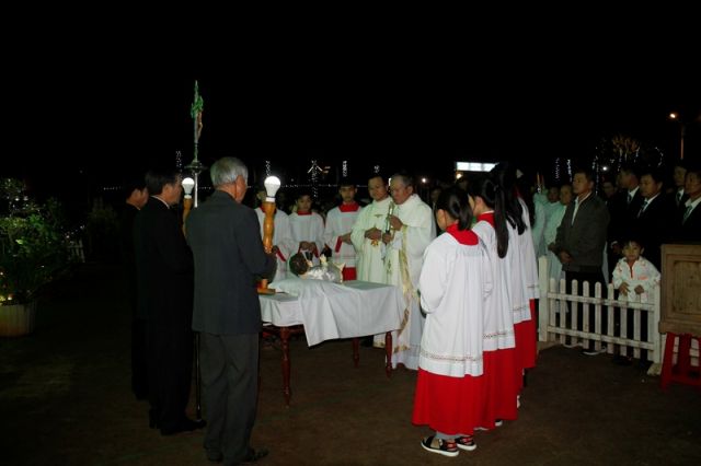 Giáo xứ Thổ Hoàng-Mừng lễ Giáng Sinh