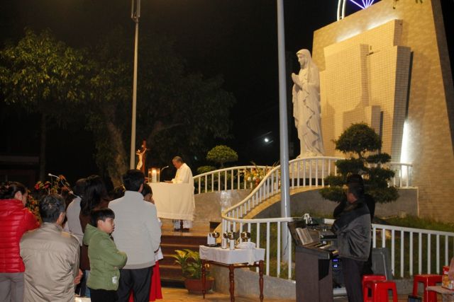 Thánh lễ mừng Đức Maria Vô Nhiễm Nguyên Tội