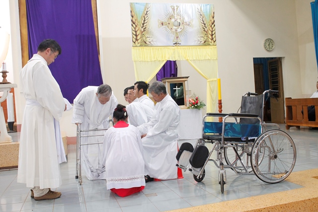 Sinh Hoạt Tuần Thánh 2021