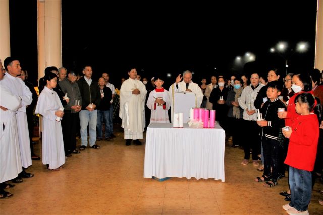 Giáo xứ Thổ Hoàng-Lễ Nến