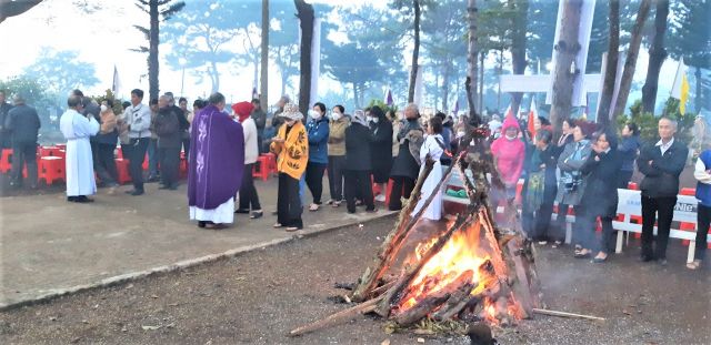 Thánh lễ cầu cho các thai nhi