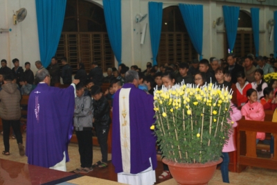 Giáo xứ Thổ Hoàng khai mạc mùa chay thánh