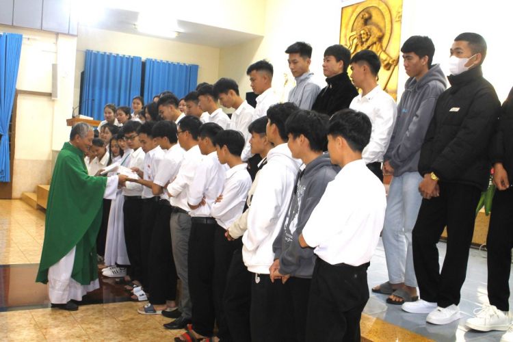 Thánh lễ tạ ơn Bế giảng khóa học Hôn nhân 2023