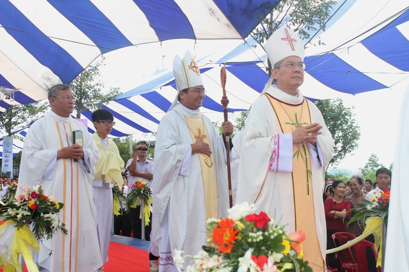  Ngày bế mạc Năm Thánh Lòng Thương Xót và một chút nhìn lại