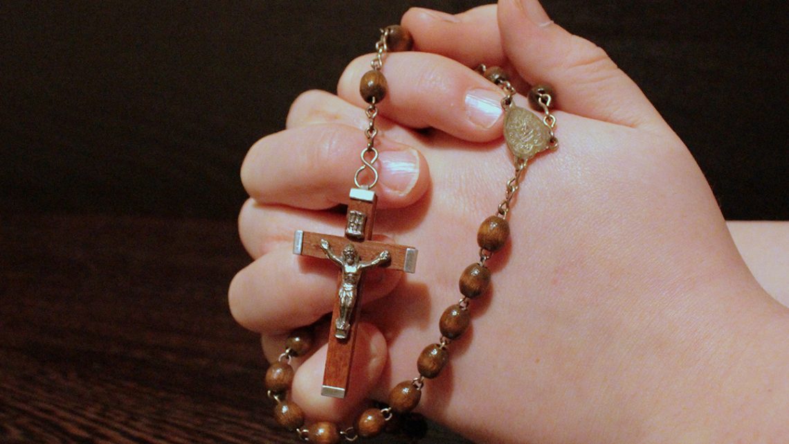 Tại sao Tháng 10 là tháng Mân Côi?